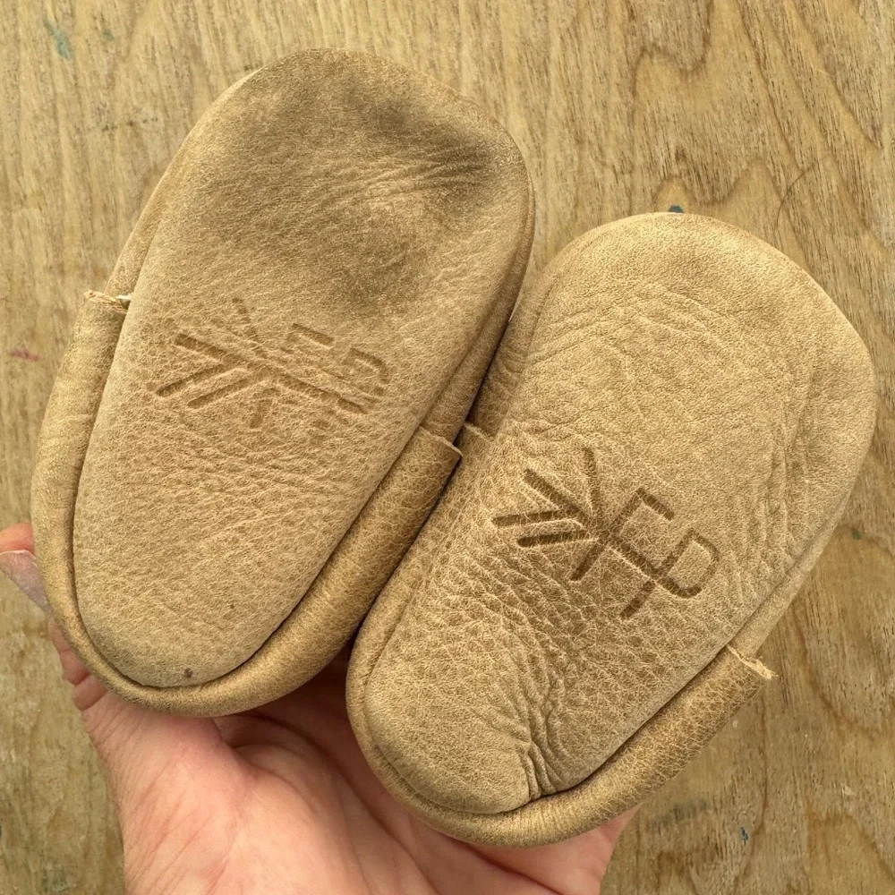 FRESHLY PICKED Brown Fringe Leather Baby Moccasins Size 1